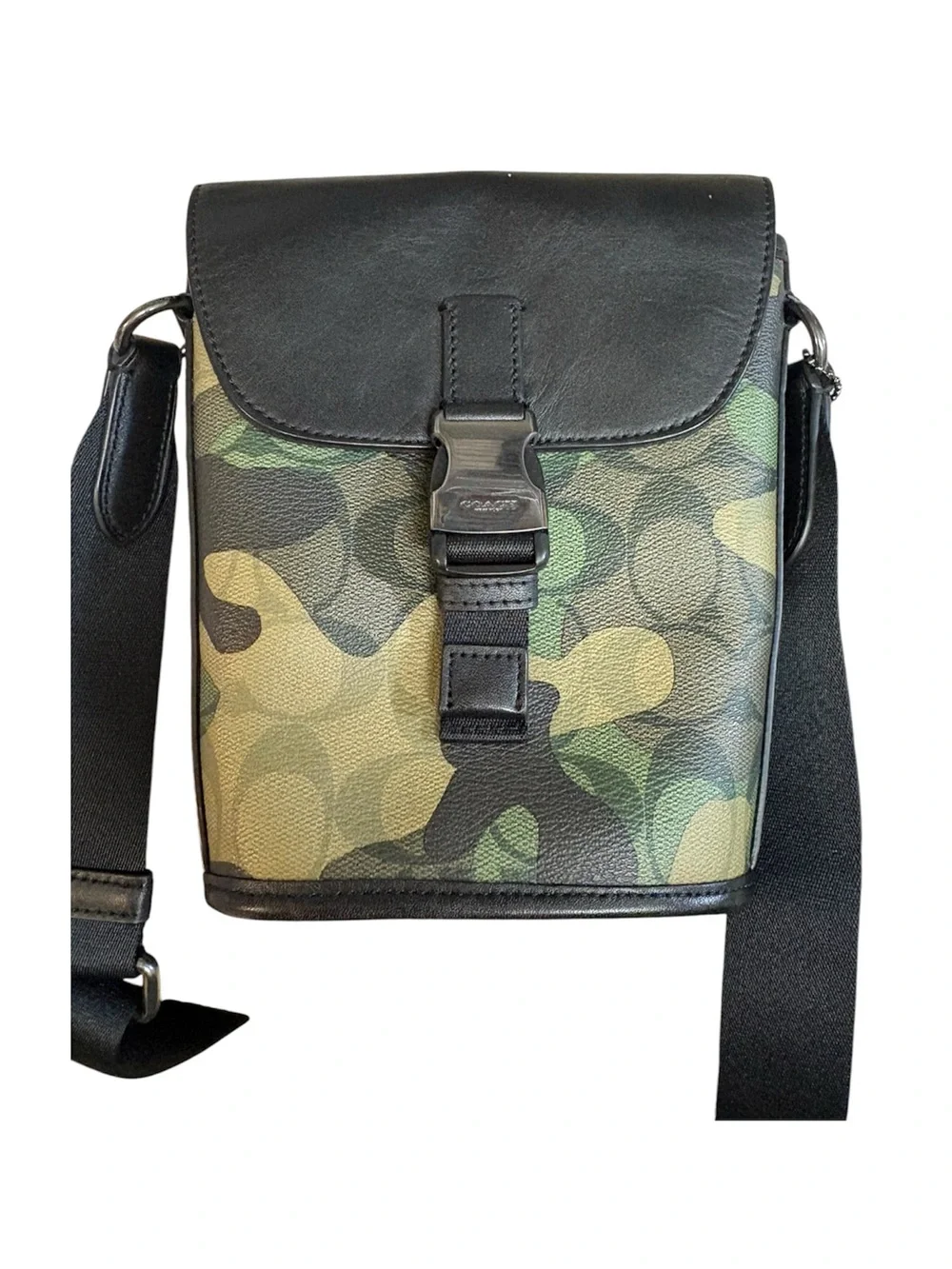 Coach style no